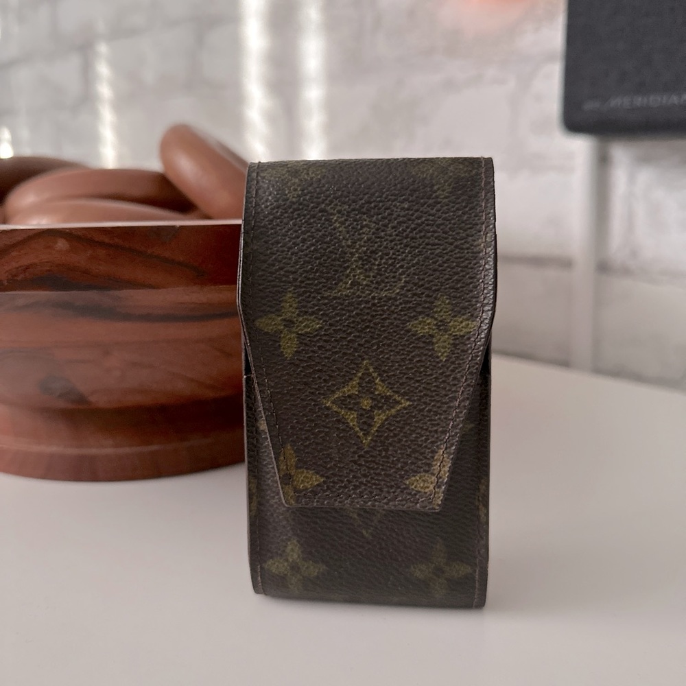 LV Cigarette Case Authentic